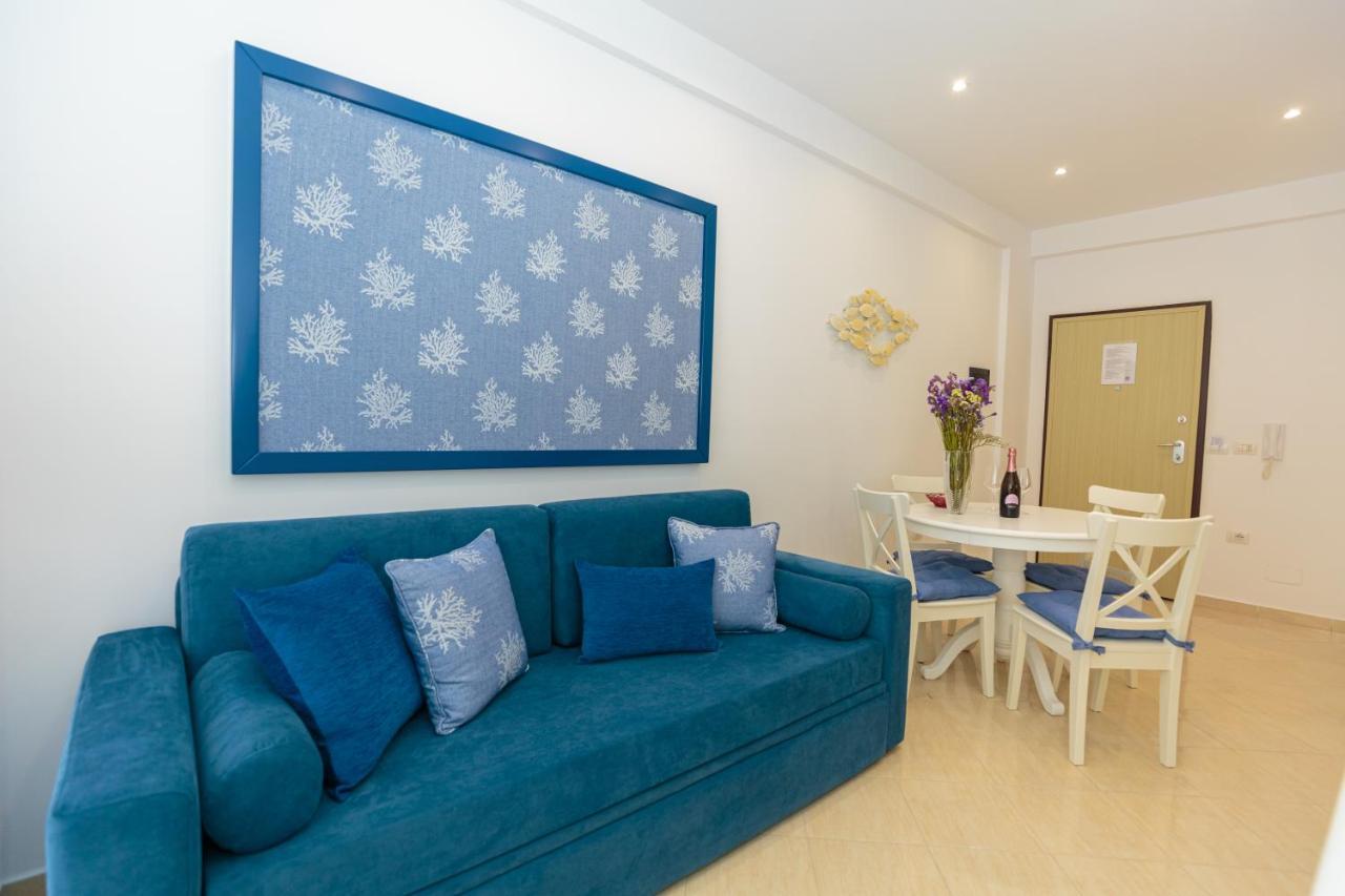 Holiday House Solemare Orikum Bagian luar foto