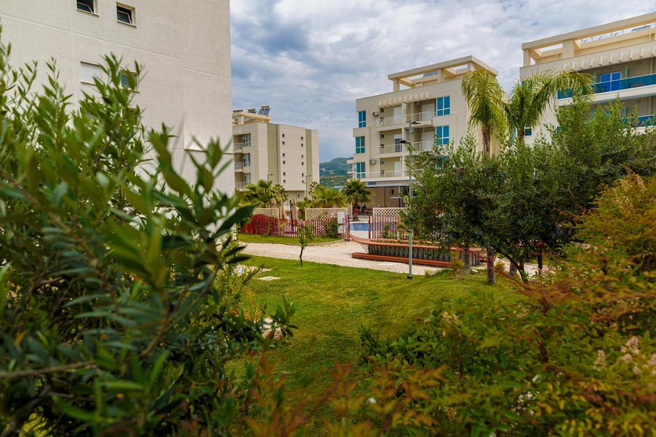 Holiday House Solemare Orikum Bagian luar foto